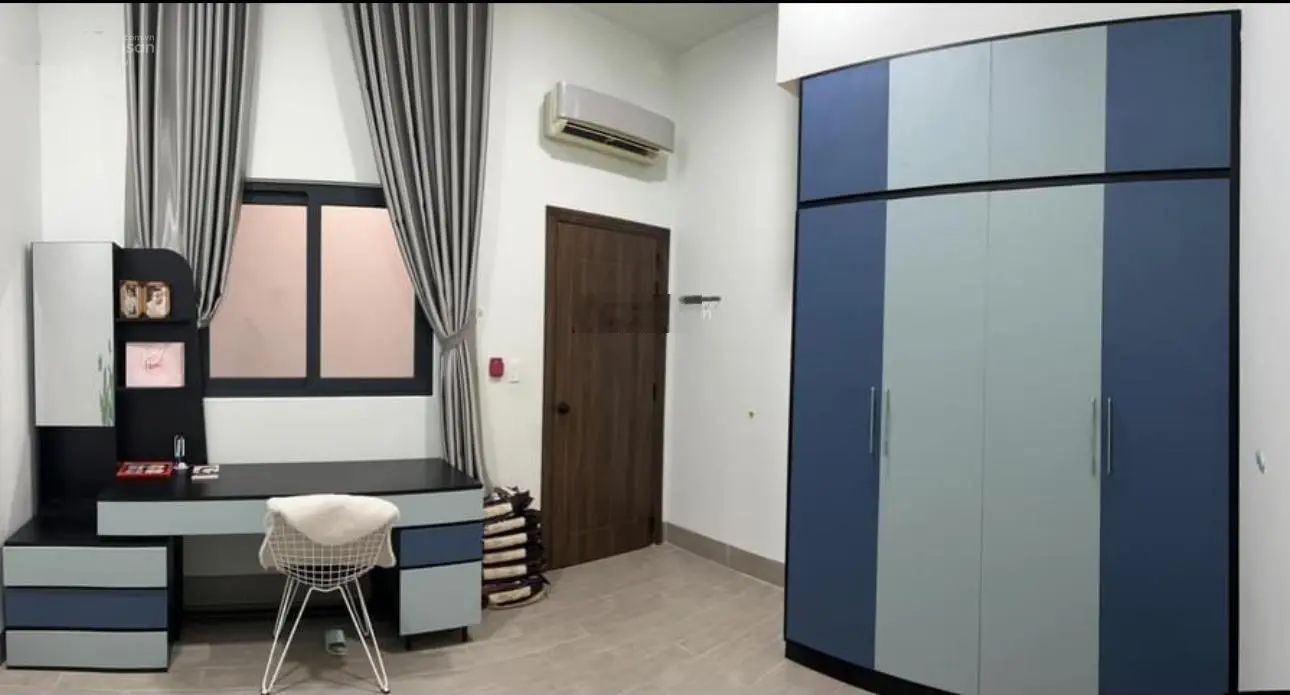 Chính chủ cần bán nhà 3 phòng ngủ, xây dựng kiên cố, thiết kế hiện đại, nội thất cao cấp
