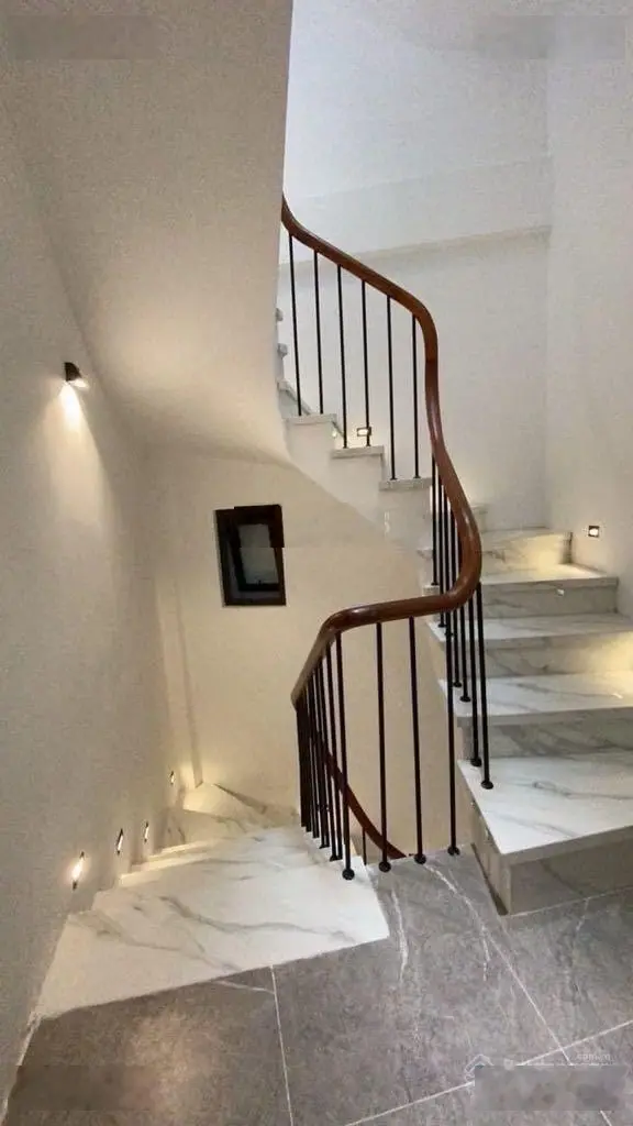Bán nhà Giảng Võ - Lô góc - 44m2 - 5 tầng - 8.15Tỷ