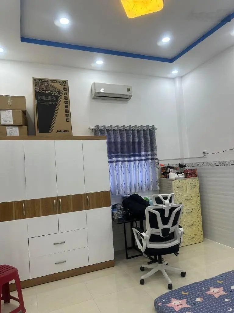 Khu phân lô - hẻm xe hơi thông 10m - 2 tầng - sát bên quận 6 - giá 5.5 tỷ, DT 4x14m