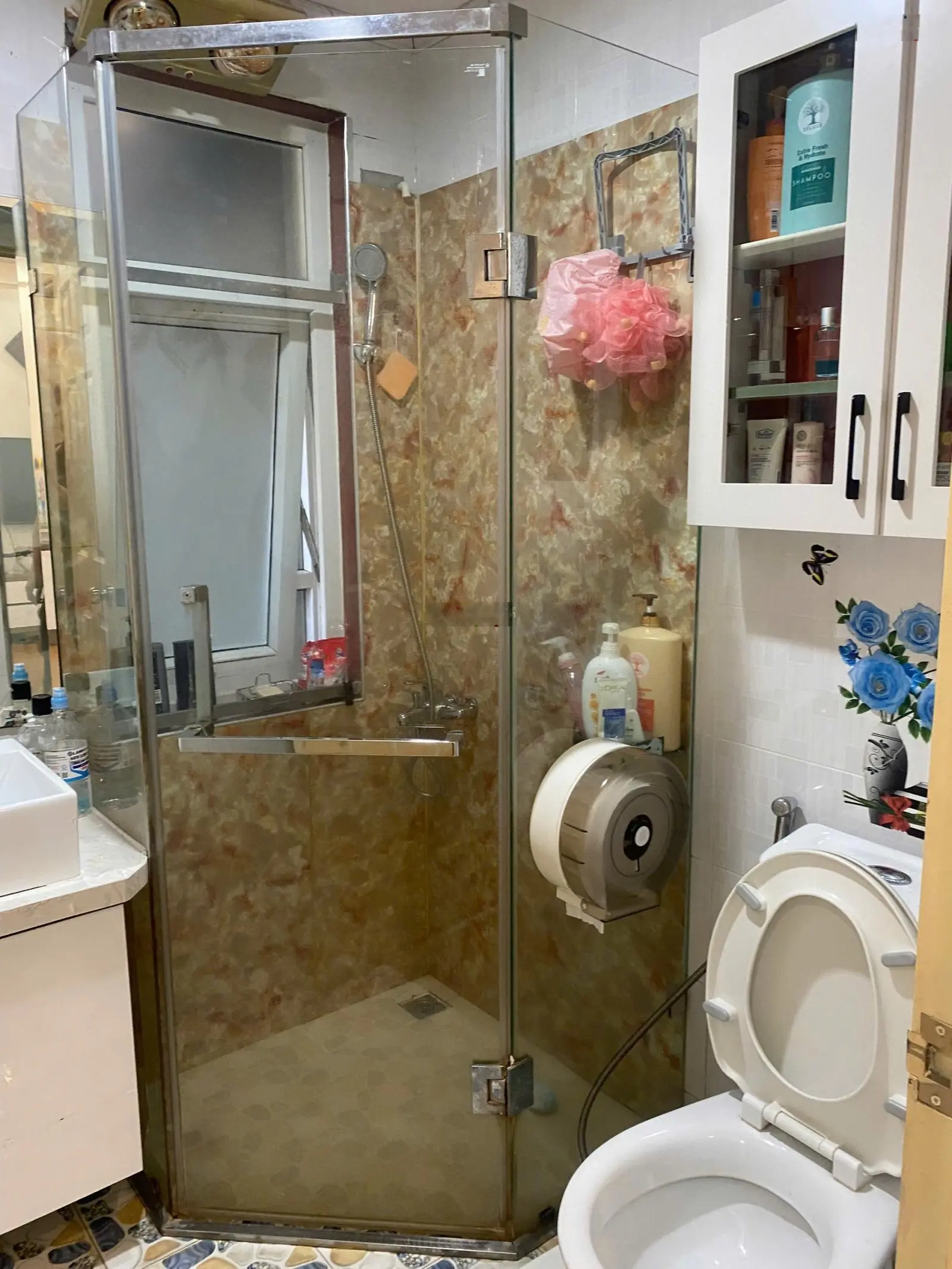 Chính chủ bán căn 3PN, 2WC, 104m2, chỉ 6,1 tỷ. Full NT cao cấp, mát mẻ. LH: 0343 202 ***