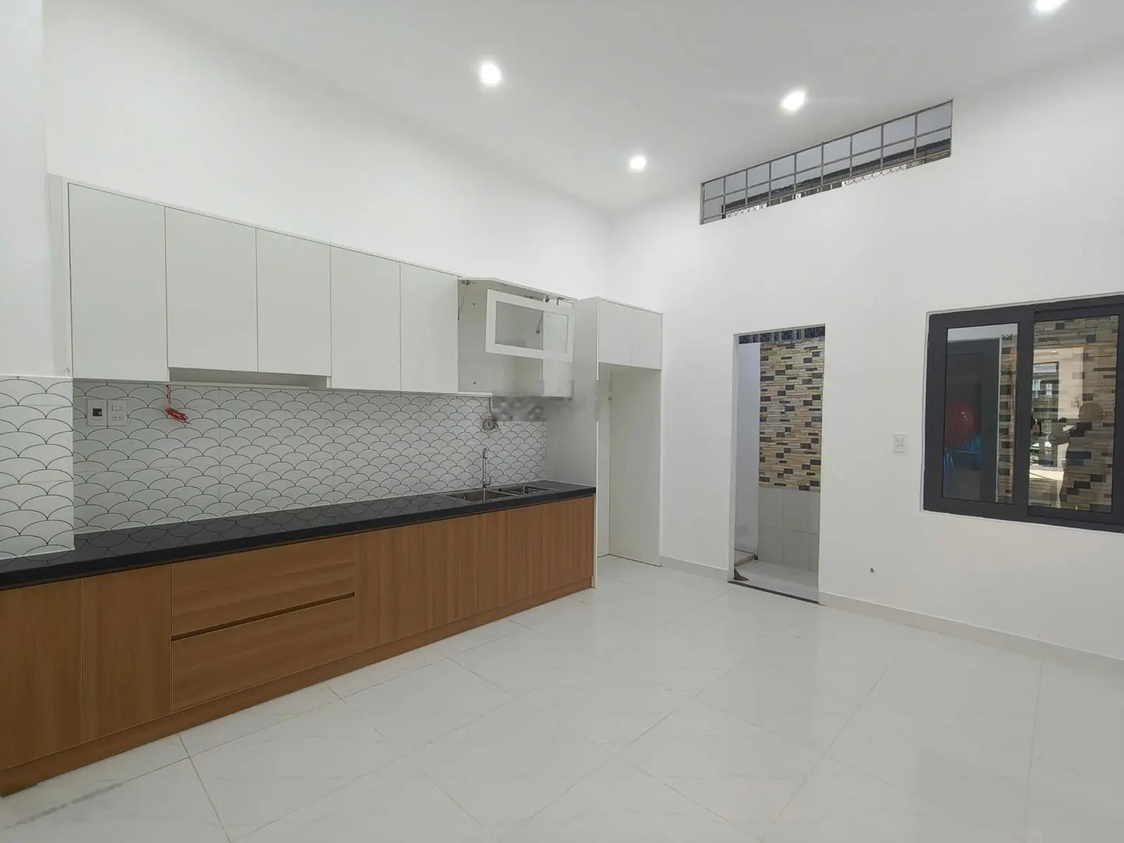 Chủ cần tiền bán nhanh nhà đẹp 2 tầng, mặt tiền đường Hồ Biểu Chánh sát Phan Đăng Lưu