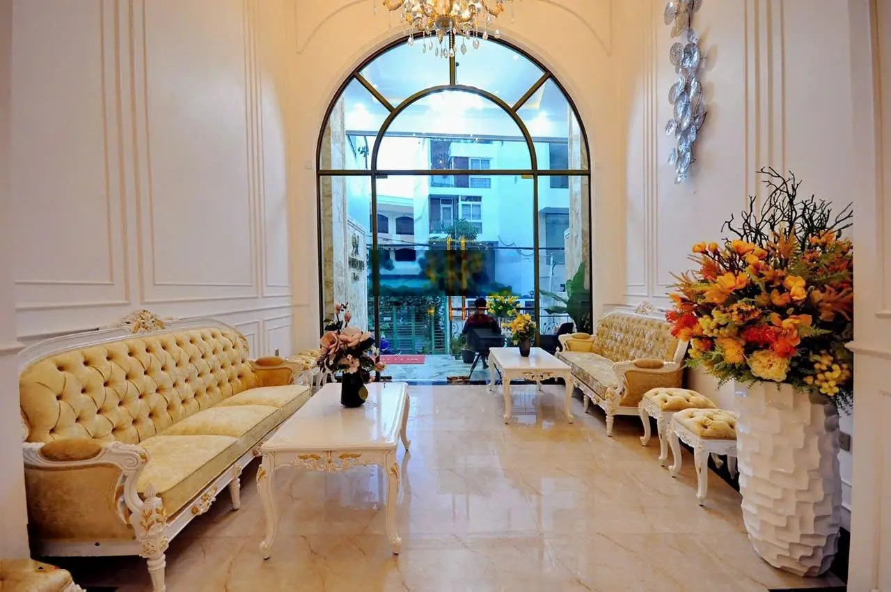 Bán khách sạn mặt tiền đường trần phú thành phố nha trang