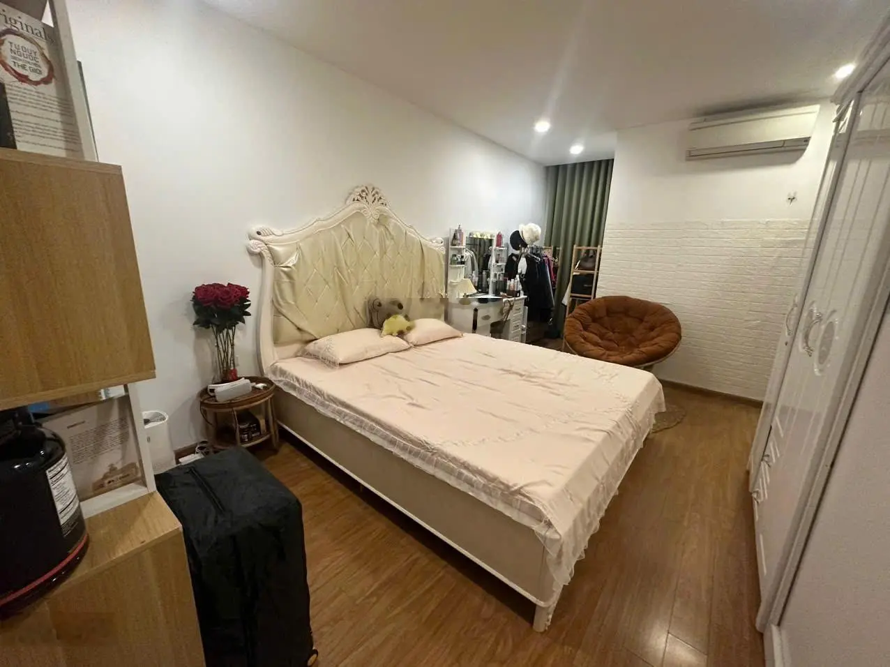 Giá thật! 2PN, 2WC căn Hoa Hậu, BC Đông Nam, full NT cao cấp chỉ 6 tỷ. LH: 0343 202 ***