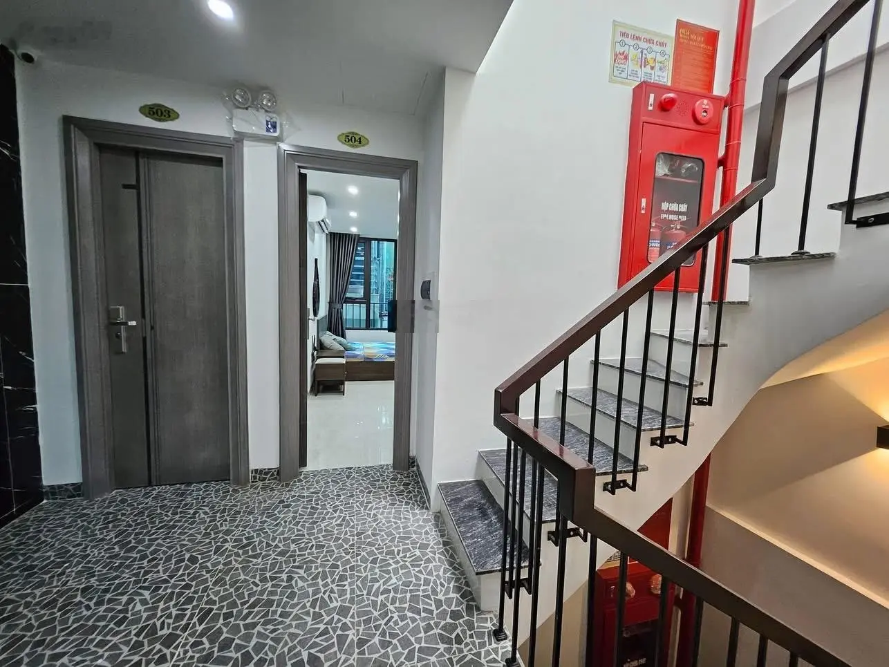 Ngonn! Toà CHDV Vương Thừa Vũ, 80m2*8T, MT 5M, 2 mặt thoáng, 24PKK, ngõ ô tô, dòng tiền 8%/năm