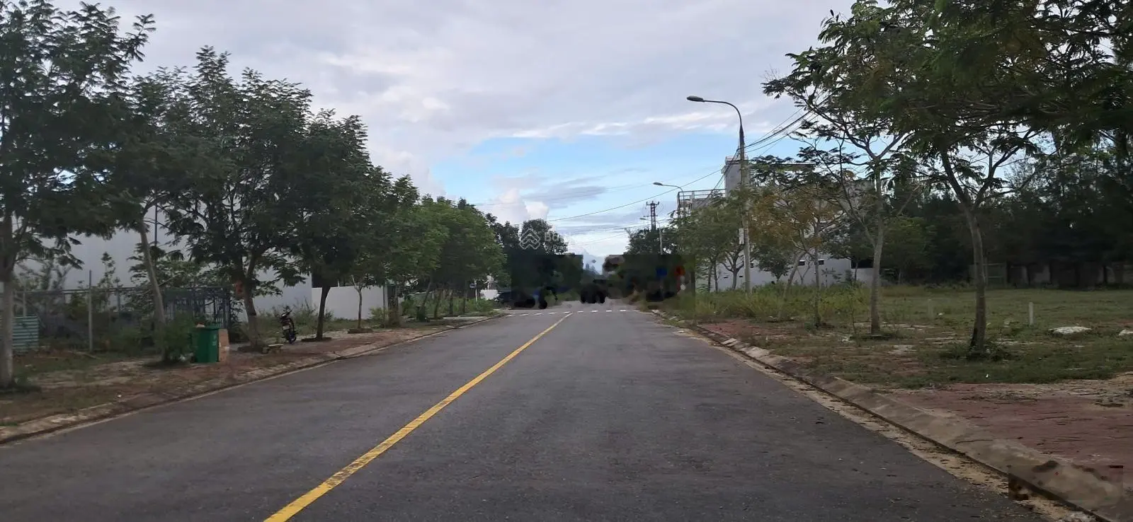 Chính chủ cần bán lô đất mặt tiền đường 10m5 đường Phan Huy Chú Điện Ngọc giá chỉ 2.65 tỷ