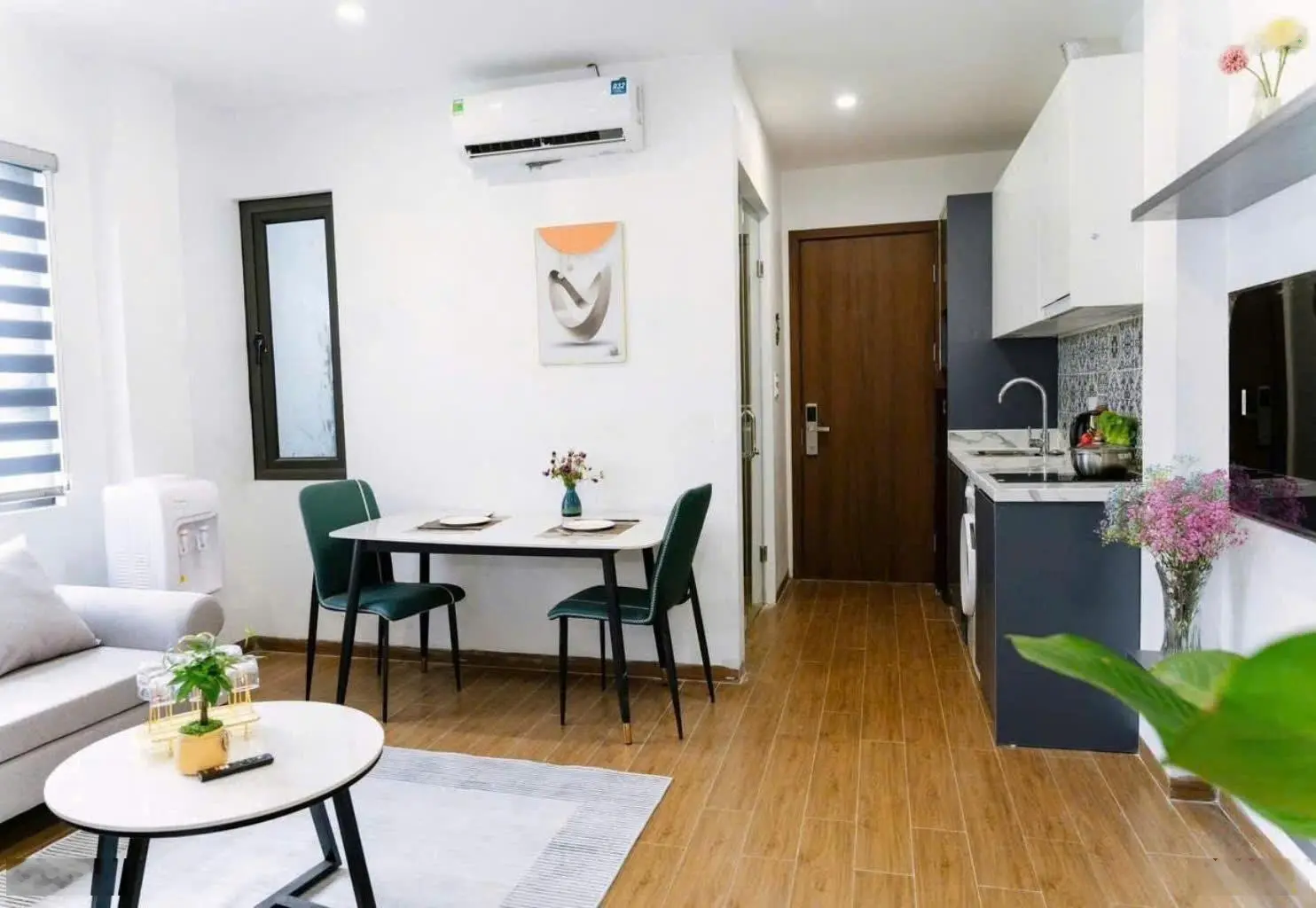 Bán nhà Liễu Giai, Cống Vị, Ba Đình, 78m2x10 tầng, 18PN, ô tô cách vài bước, dòng tiền 1.5 tỷ/năm