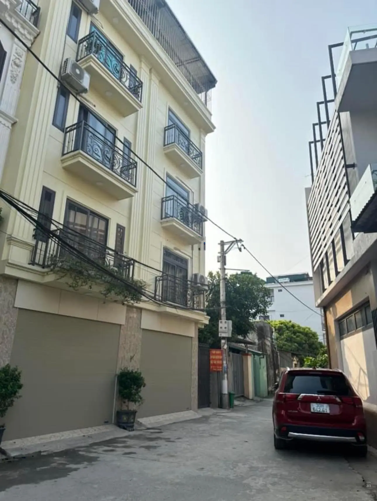 Bán nhà lai xá hoài đức oto tránh - 35m x 5 tầng - đh công nghiệp - lo góc - cực hiếm