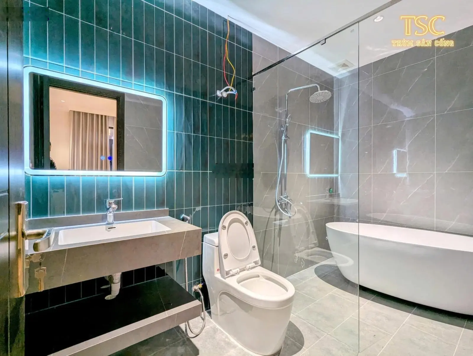 Bán nhà Sài Đồng 54m2x4T 4 phòng ngủ, ngõ oto, giá 6,5tỷ dân xây chắc chắn, gần hồ, trường học, chợ
