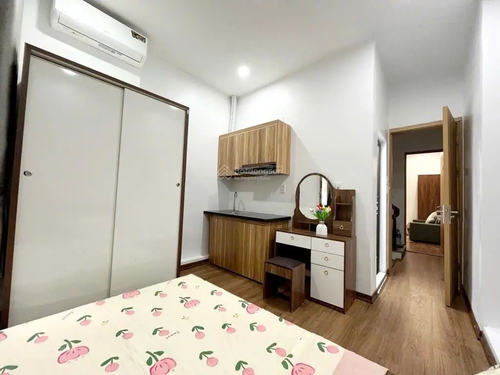 Căn nhà sát phố minh khai-full đồ cực đẹp-7 phòng-ngõ nông-oto đỗ