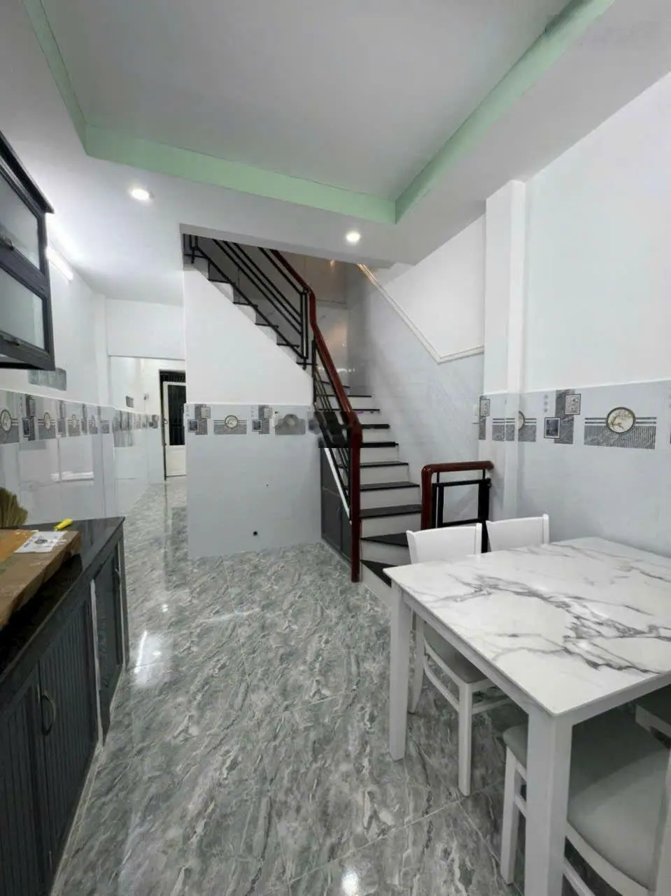 Bán nhà hẻm 1865 Huỳnh Tấn Phát. Sổ riêng. Vay bank ok. Giá 2.05 tỷ