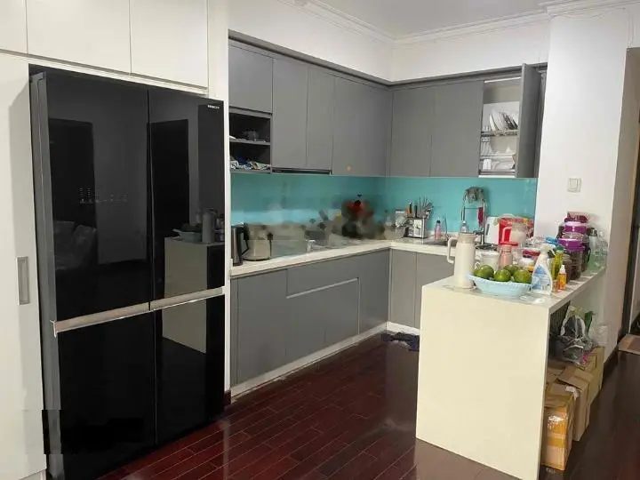 Bán căn penthouse Phúc Yên 1, 4PN, 3WC, 195m2, sổ hồng, giá 5 tỷ 6 liên hệ: 0908 435 ***
