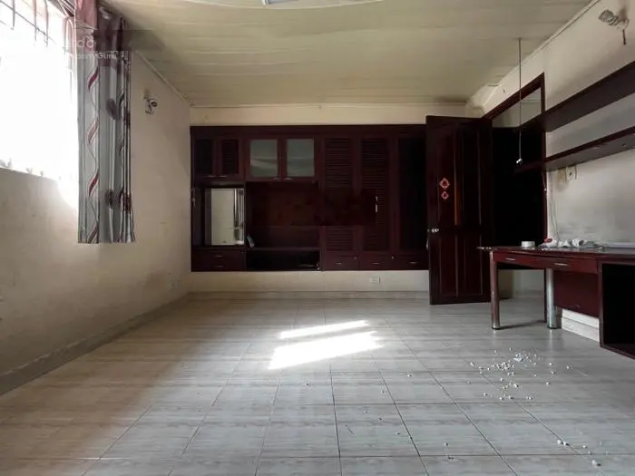Bán nhà biệt thự giá rẻ - hàng hiếm mặt tiền khủng khu vực quan chức - bán gấp