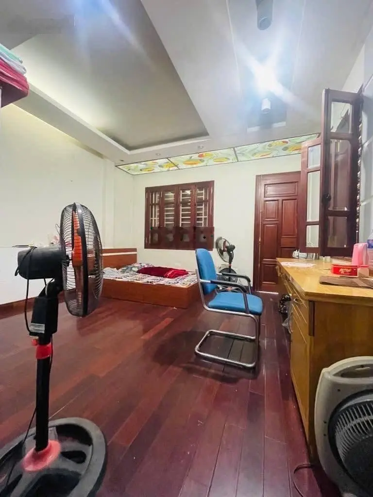 Chỉ 43,9 tỷ có nhà gần mặt phố Nguyễn Hoàng 79m2 6T mặt tiền rộng vỉa hè 2 làn xe ô tô kinh doanh