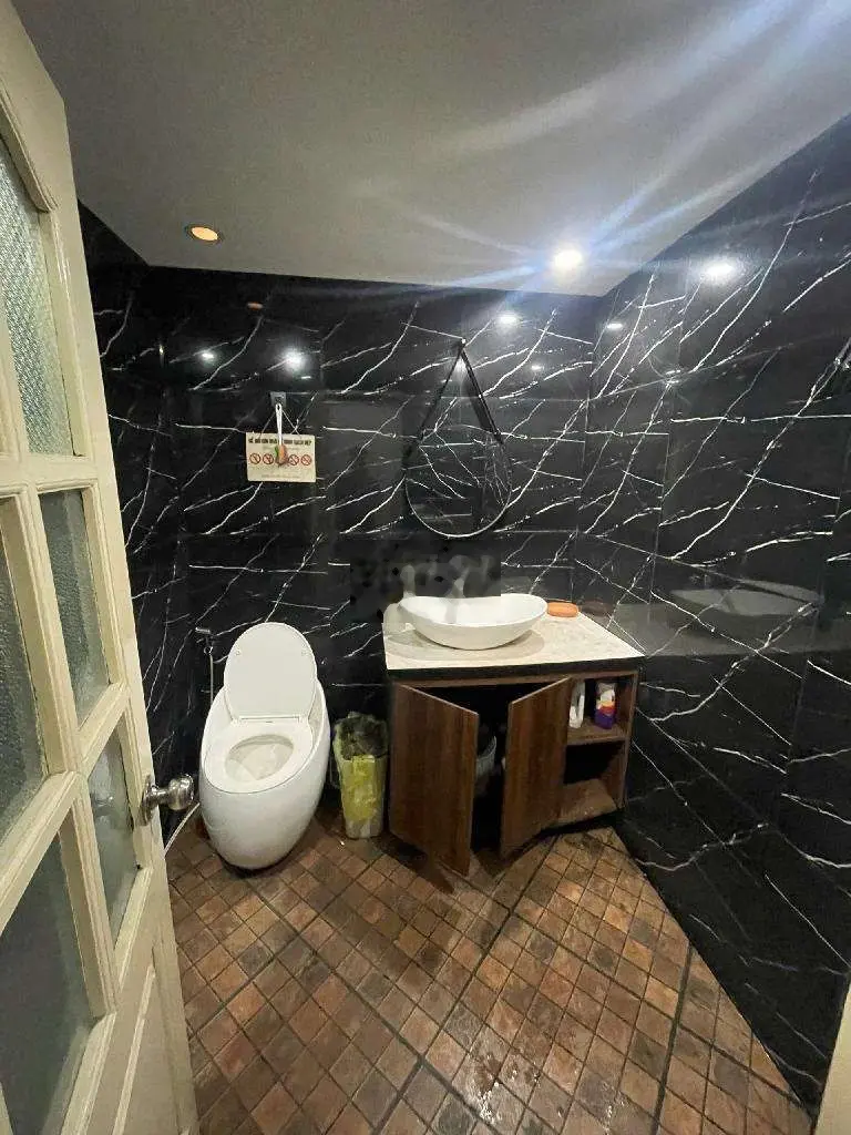 Bán nhà mặt phố nguyễn trãi-thanh xuân-kinh doanh đỉnh -90m2-23 tỷ 500