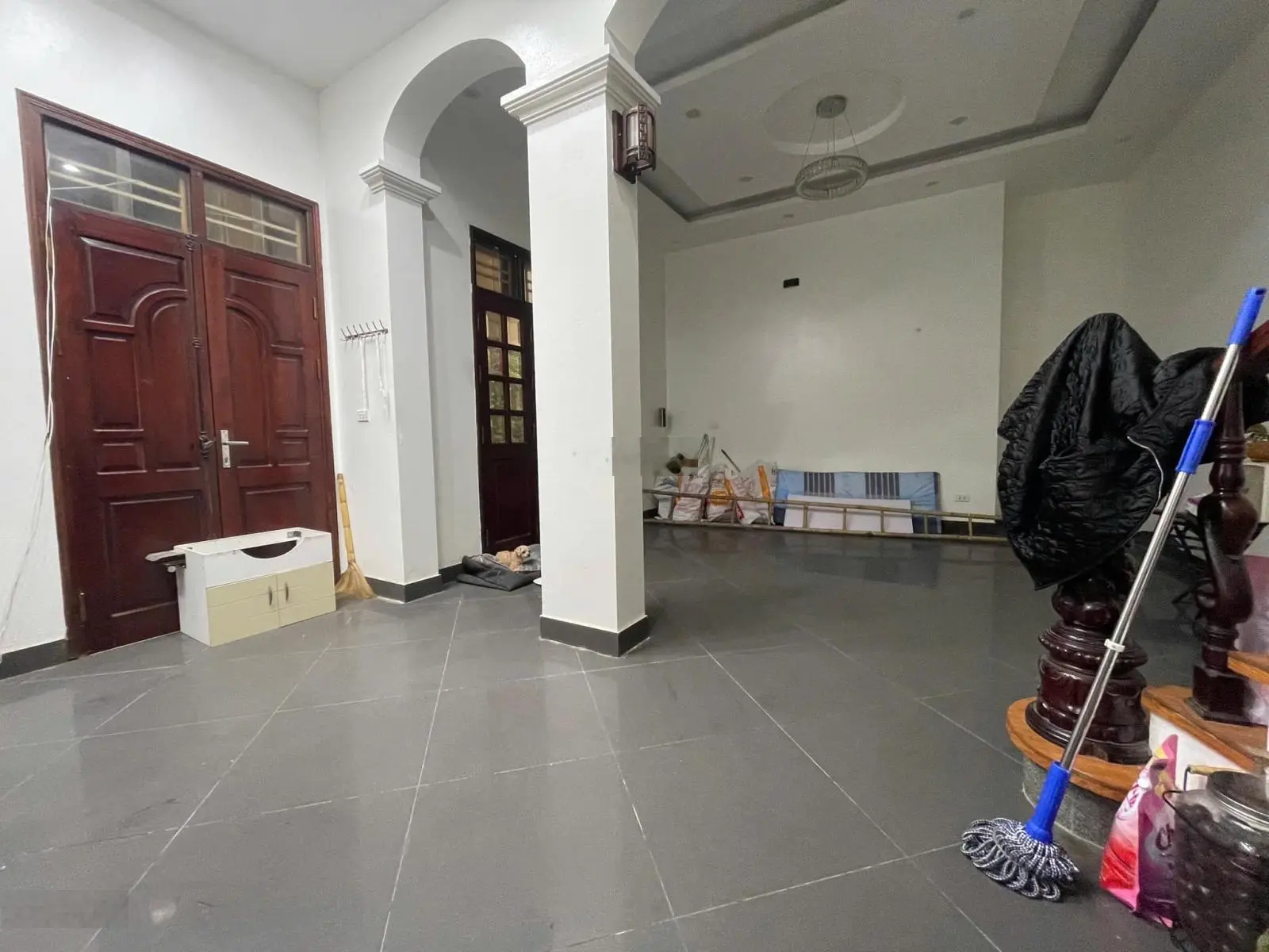 Bán nhà ngõ 17 Dịch Vọng nhà đẹp ngõ nông 3 gác đỗ cửa, 1 nhà ra phố 46m2 4 tầng giá 8.7 tỷ
