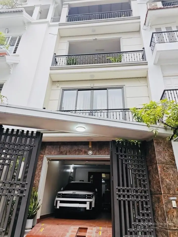 Bán Liền Kề sân vườn tại FaFim 19 Nguyễn Trãi - HN 95m2 -5 tầng, Mt: 5,5M ở hay KD đều hợp 36,5 tỷ