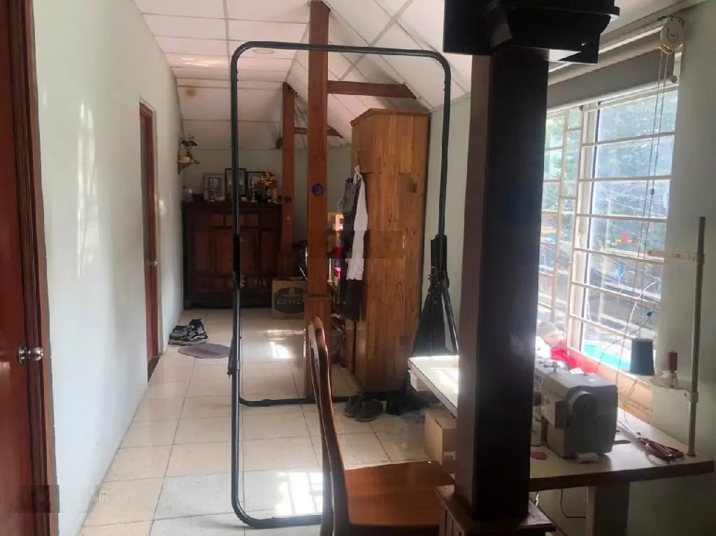 Lô góc 2 mặt tiền đang kinh doanh cf đối diện trường mẫu giáo 121m2 18Tỷ còn TL full nội thất gỗ