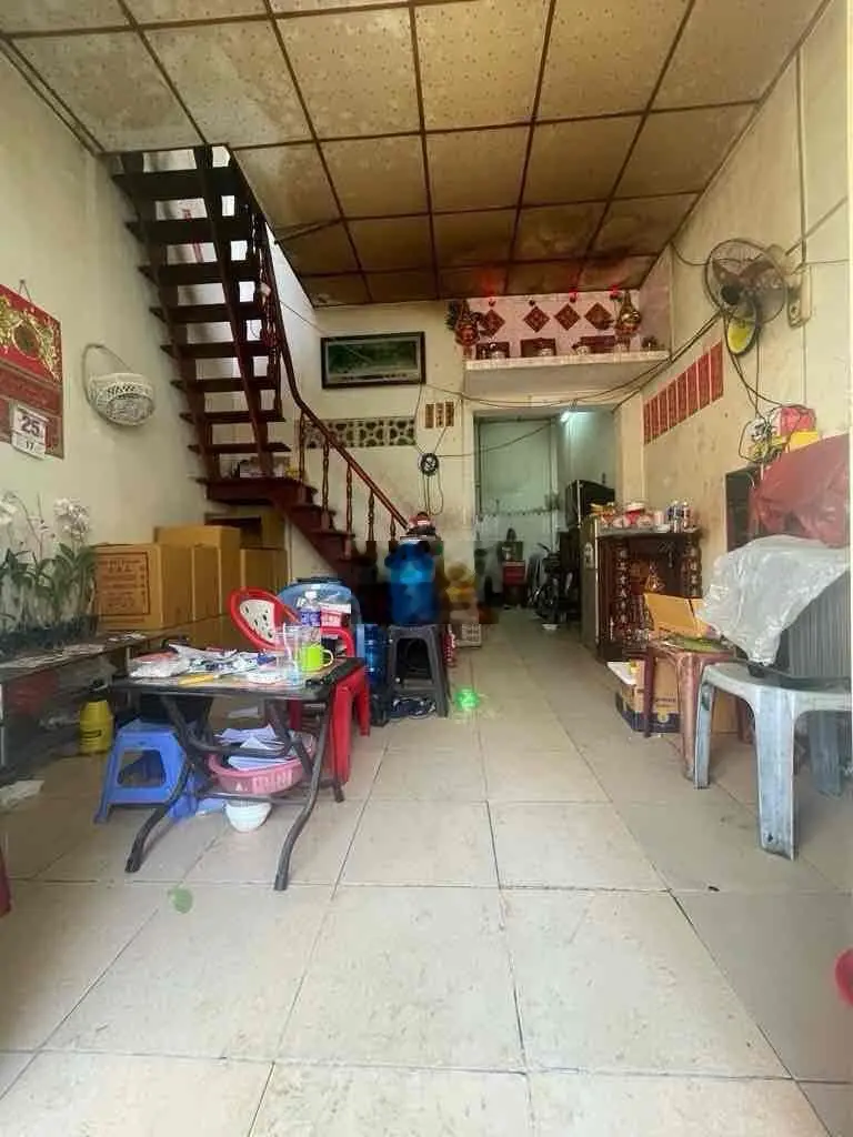 Nhà hẻm 3m, 2 tầng 3.3m nở hậu 5m x 11.7m Văn Thân, P8, Q6, sổ hồng