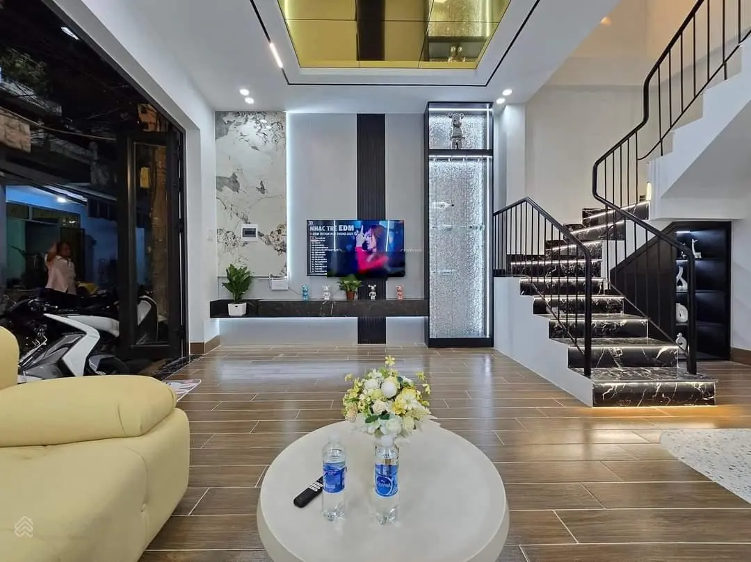 VIP - Nhà giá rẻ, diện tích lớn: 3tỷ840/ 96m2 - Lũy Bán Bích, P. Tân Thới, Tân Phú. Thuê 28tr. SHR
