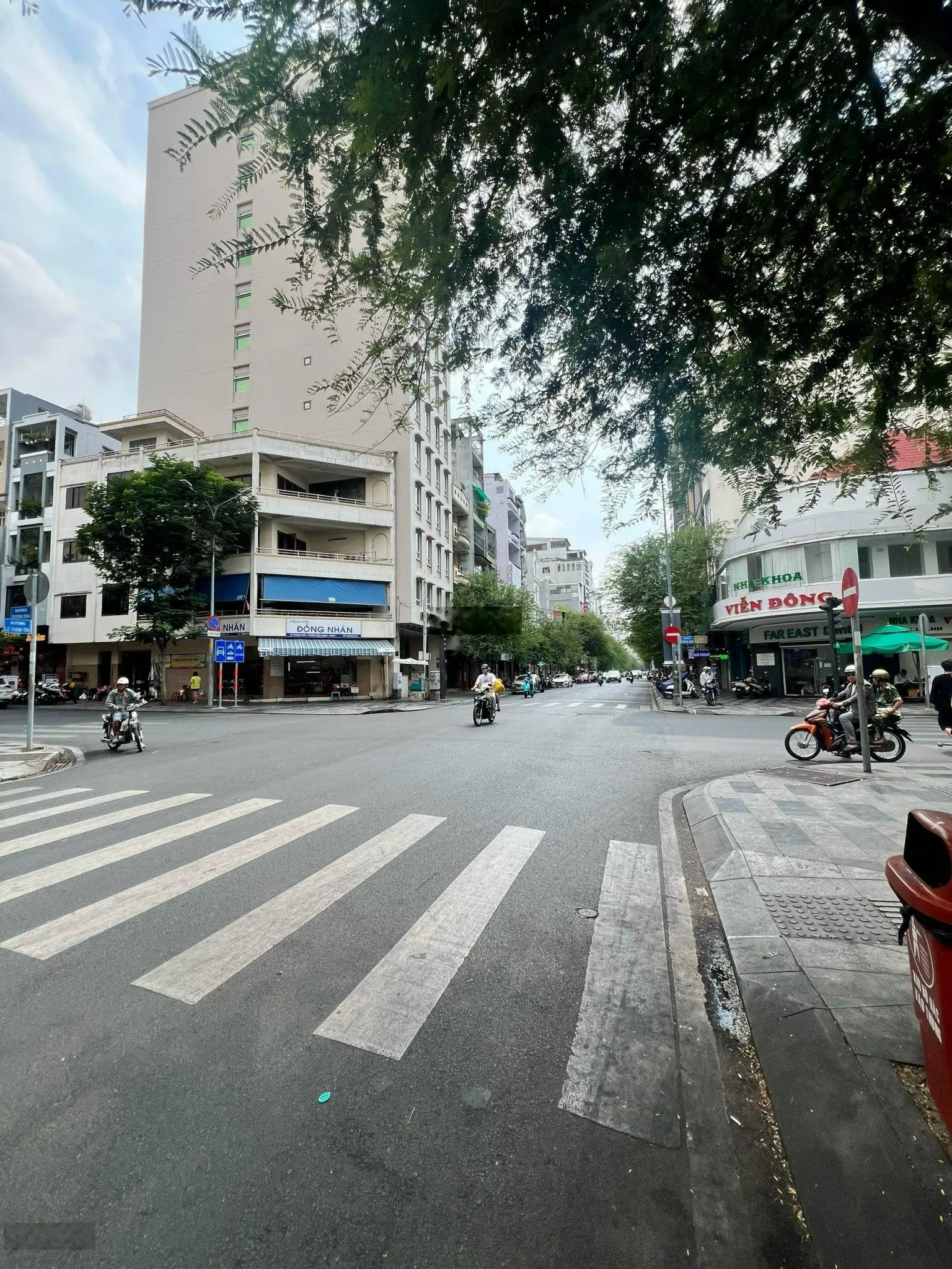Ngộp bank bán nhà đường Phan Xích Long, P. 2 Phú Nhuận 8x18m hầm 5 tầng HĐT: 210tr/tháng giá: 62 tỷ
