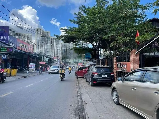 MTKD Đ48 gần Đường Phạm Văn Đồng, Hiệp Bình Chánh. DT 5,1x20=100m2. Giá 11,5tỷ tL, HĐ thuê 15tr/th
