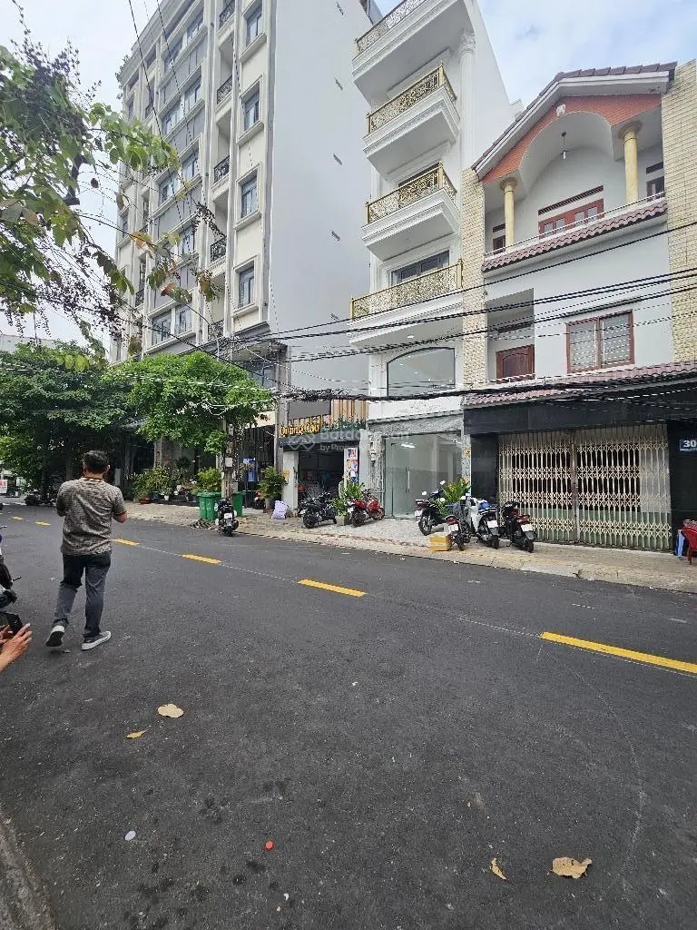 MT đường 85 Tân Quy nhà mới có thang máy 6 lầu 7wc sổ hoàn công chuẩn kinh doanh dc mọi ngành nghề