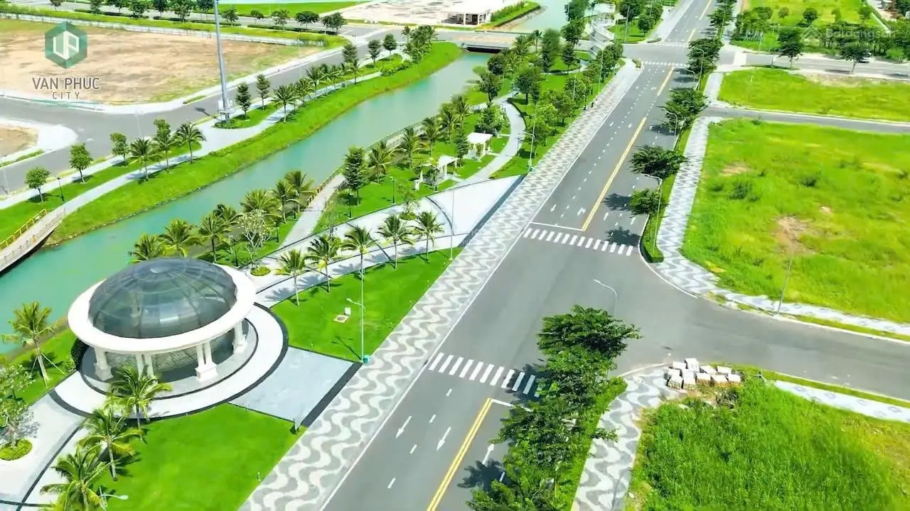 Kẹt tiền bán gấp nhà hoàn thiện cao cấp DT: 7x19.5m sát kênh Sông Trăng, Bến Du Thuyền Vạn Phúc