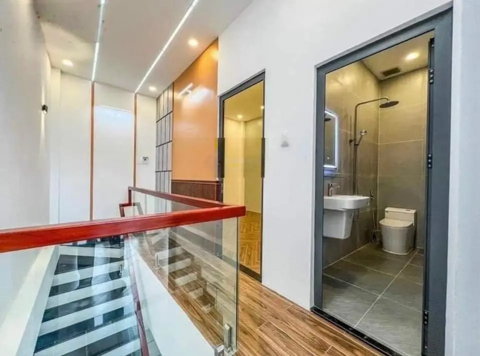 Nhà 57,5m2 đường Nguyễn Xí cách Bệnh viện Đa Khoa Gia Định 100m, hẻm 5m
