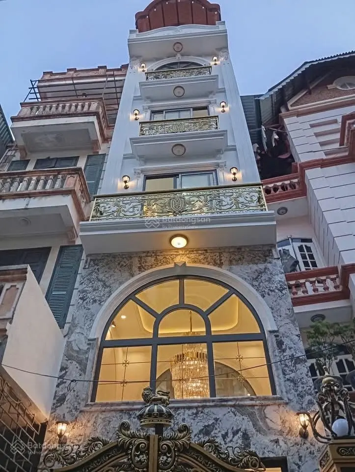 Bán nhà riêng 4PN, 6WC, 70m2 tại Lò Đúc, 22,9 tỷ bao đẹp