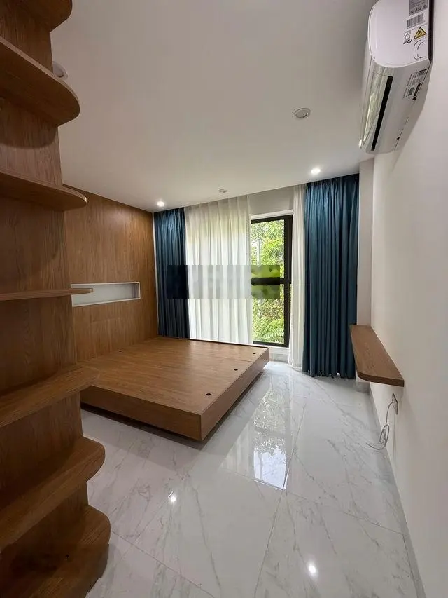 Phân lô ô tô, phố Đại Cát, Bắc Từ Liêm, 43m2, 5 tầng, MT4m, nhà mới - ở cực đẹp, giá bán 6.6 tỷ