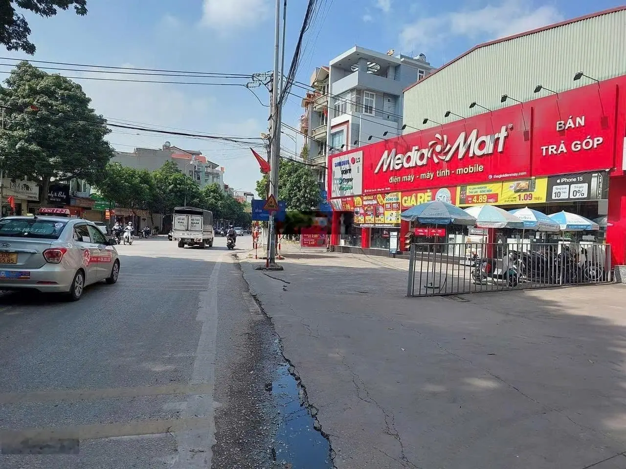 Siêu phẩm đắc địa tại mặt phố cao lỗ thị trấn đông anh- kinh doanh bất chấp- tặng thêm 40m2
