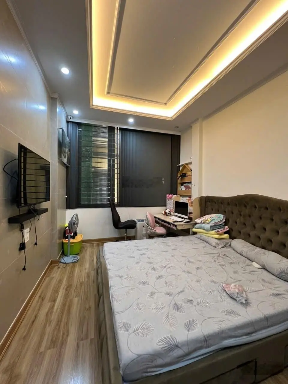 Bán gấp nhà riêng phố Hoàng Cầu 45m 5Tg MT 3,6m chỉ 8,2 tỷ 10m Ô tô tránh KD nhỏ.