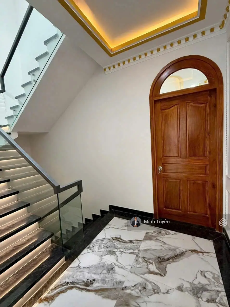 Bán nhà mặt tiền đường Số 3 Chợ Lớn, HĐT 20tr/th, (4x20m), 4.5 lầu, nội thất gỗ căm xe, sốc 10,5 tỷ