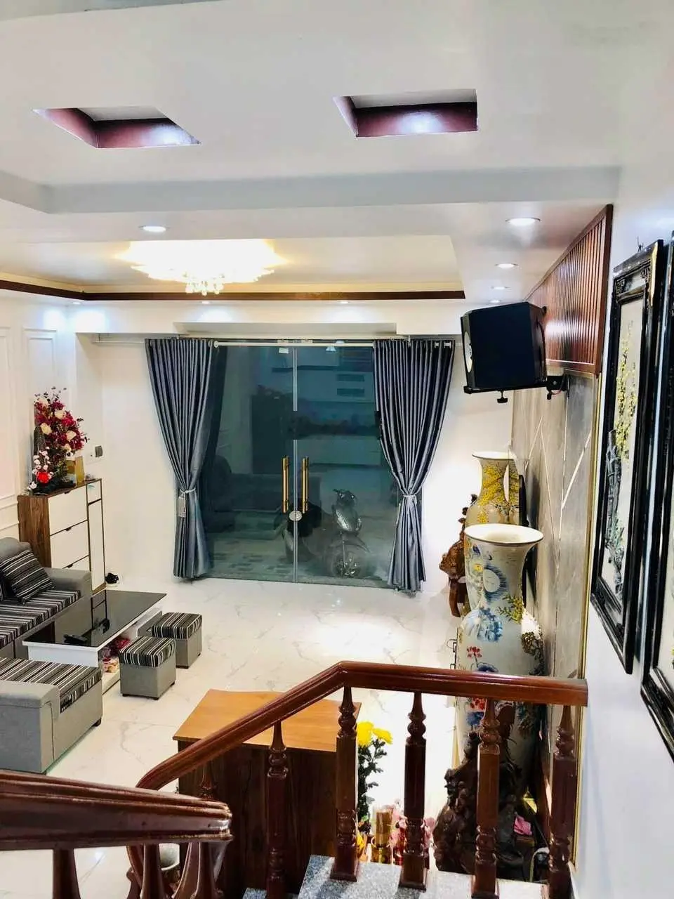 Cần tiền chủ bán gấp nhà 3 tầng Tổ 8, thị trấn An Dương, cách trung tâm Rế 300m, 56m2, giá 2,59 tỷ