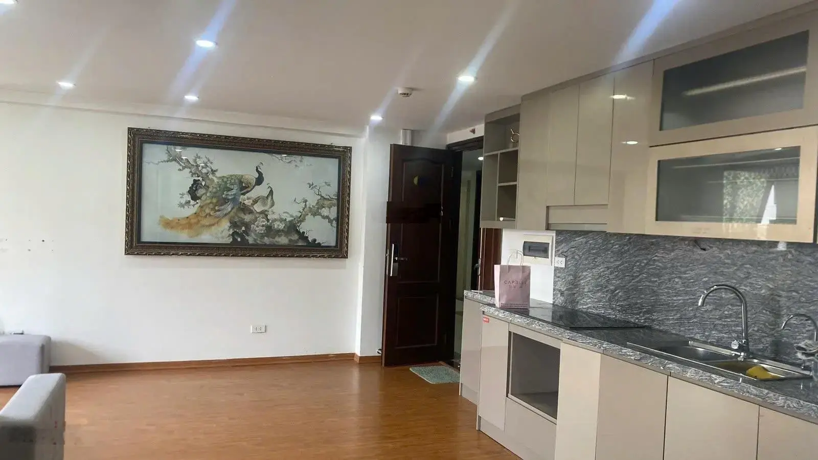 GĐ CẦN BÁN NHÀ CHUNG CƯ PHỐ NÚI TRÚC, BA ĐÌNH. 83M 3 PN + 2 VS, NỘI THẤT XỊN ĐẸP Ở LUÔN. GIÁ 3,9 TỶ