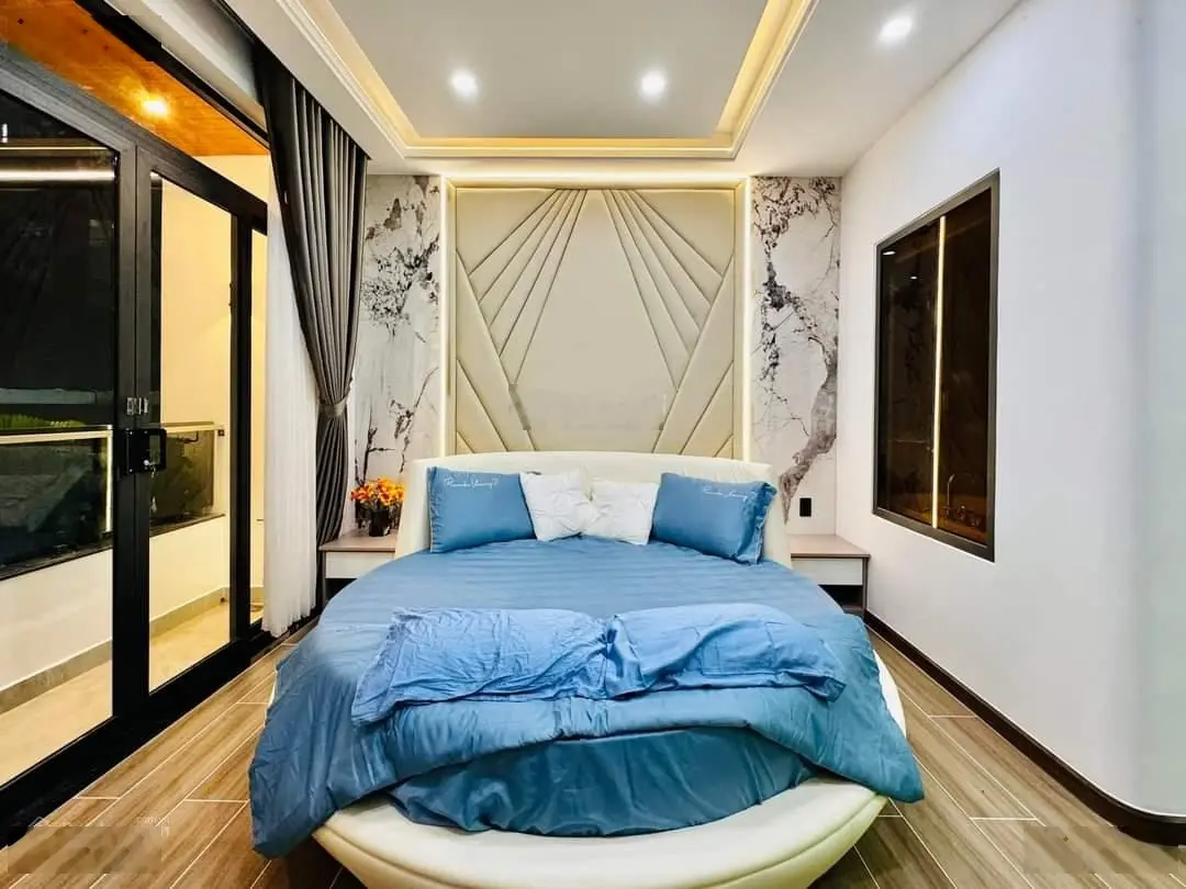 Bán siêu nhà phố cực vip, đẹp nhất khu phố, 10 tỷ500tr 0902 515 ***
