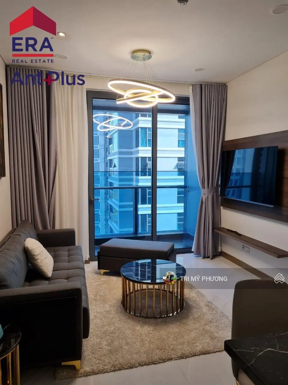 Chính chủ bán 1PN Sunwah Pearl + tầng trung, cao + View đẹp, thoáng + full nội thất + vào ở ngay