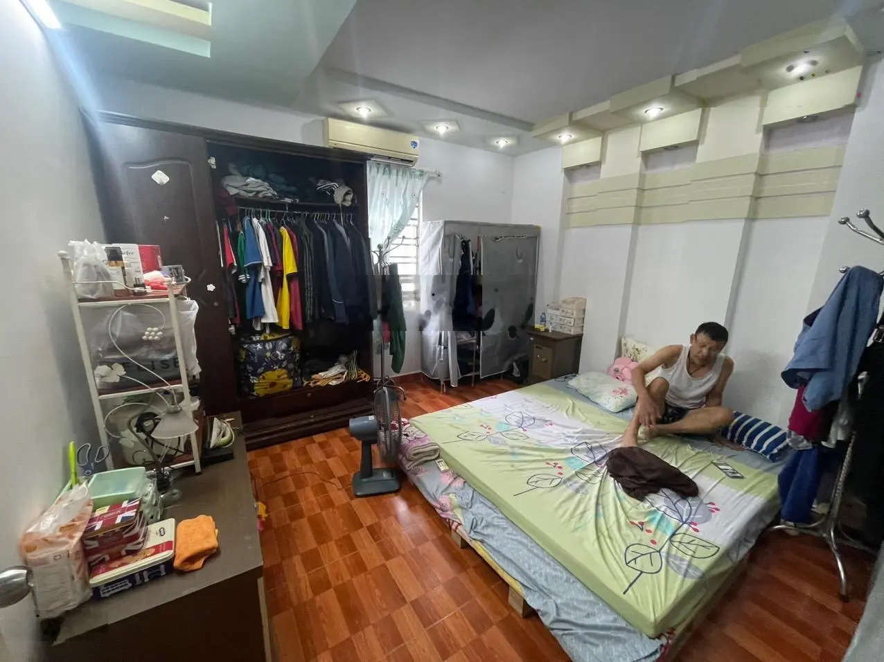 Nhà đẹp ngõ nông Hồ Sen Phố . Giá chỉ 2ty850. LH 0947 800 ***