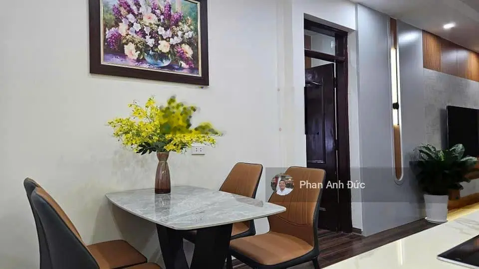 Bán Căn Hộ CCCC D11 Sunrise Building - 90 Trần Thái Tông , Nội Thất Cao Cấp , Tầng Đẹp, Hướng Mát