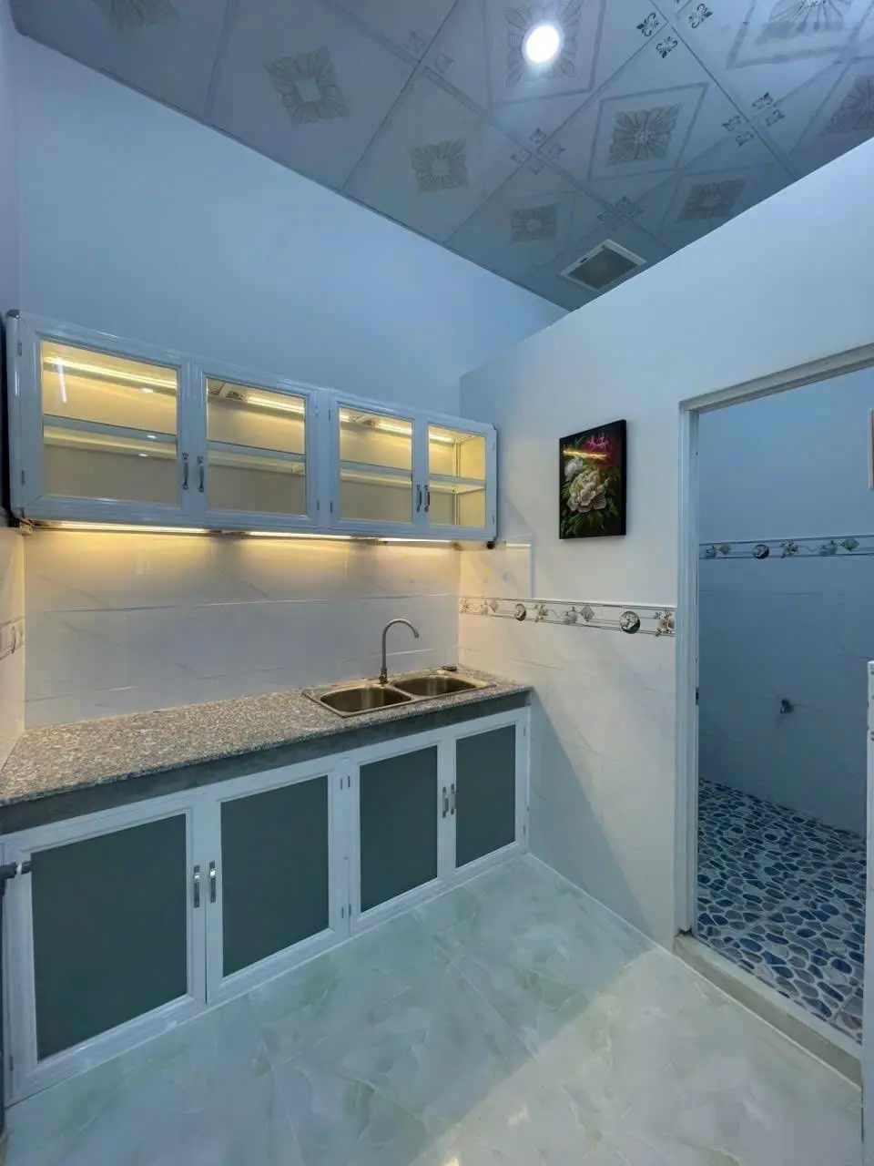Bán nhà vi bằng đường xe hơi trung tâm thị trấn Cần Giuộc 45m2 giá rẻ