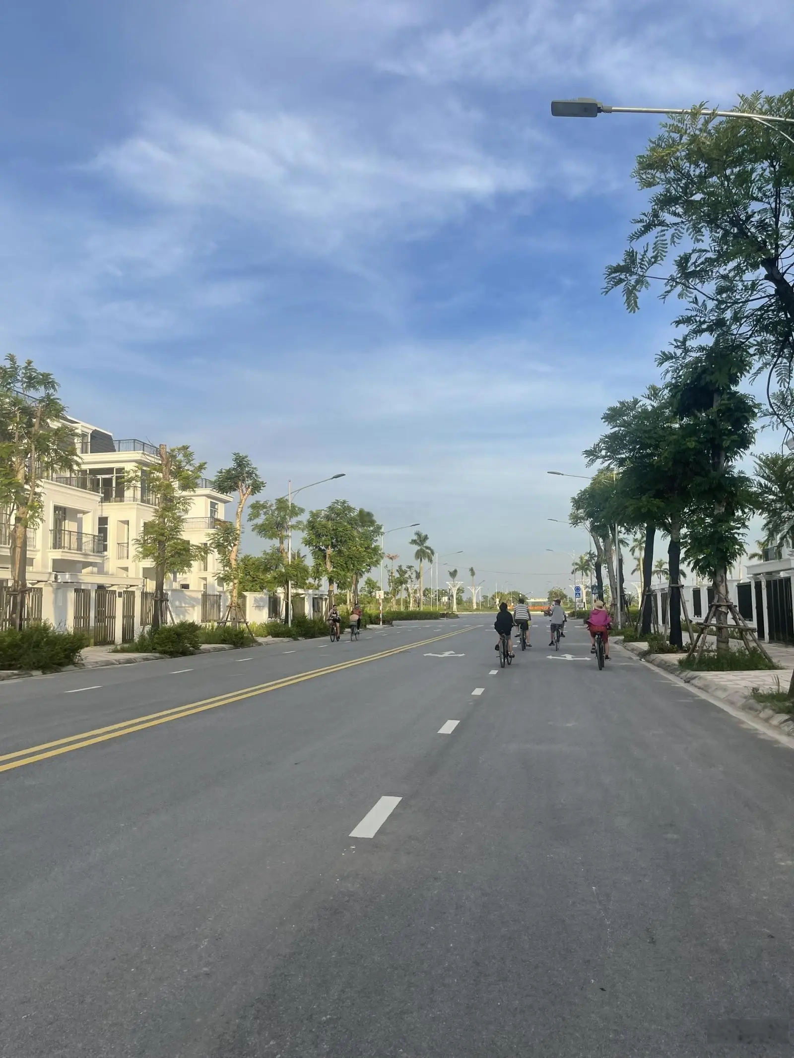Cực hót bán căn áp góc biệt thự dự án hud mê linh đường 24m