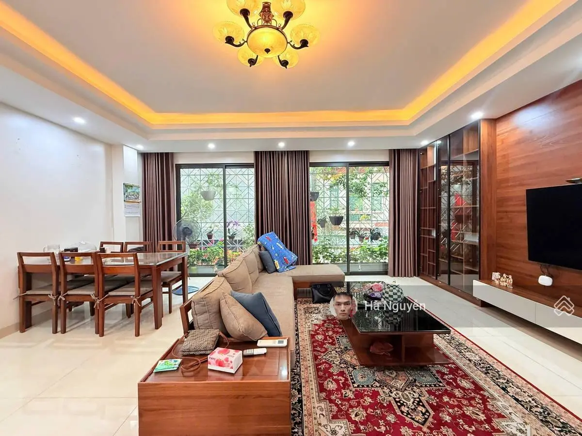 Bán nhà phố Ngọc Hà, 55m2, 5 tầng, ô tô tránh, 2 thoáng, thang máy, nội thất cao cấp 18.5 tỷ có TL
