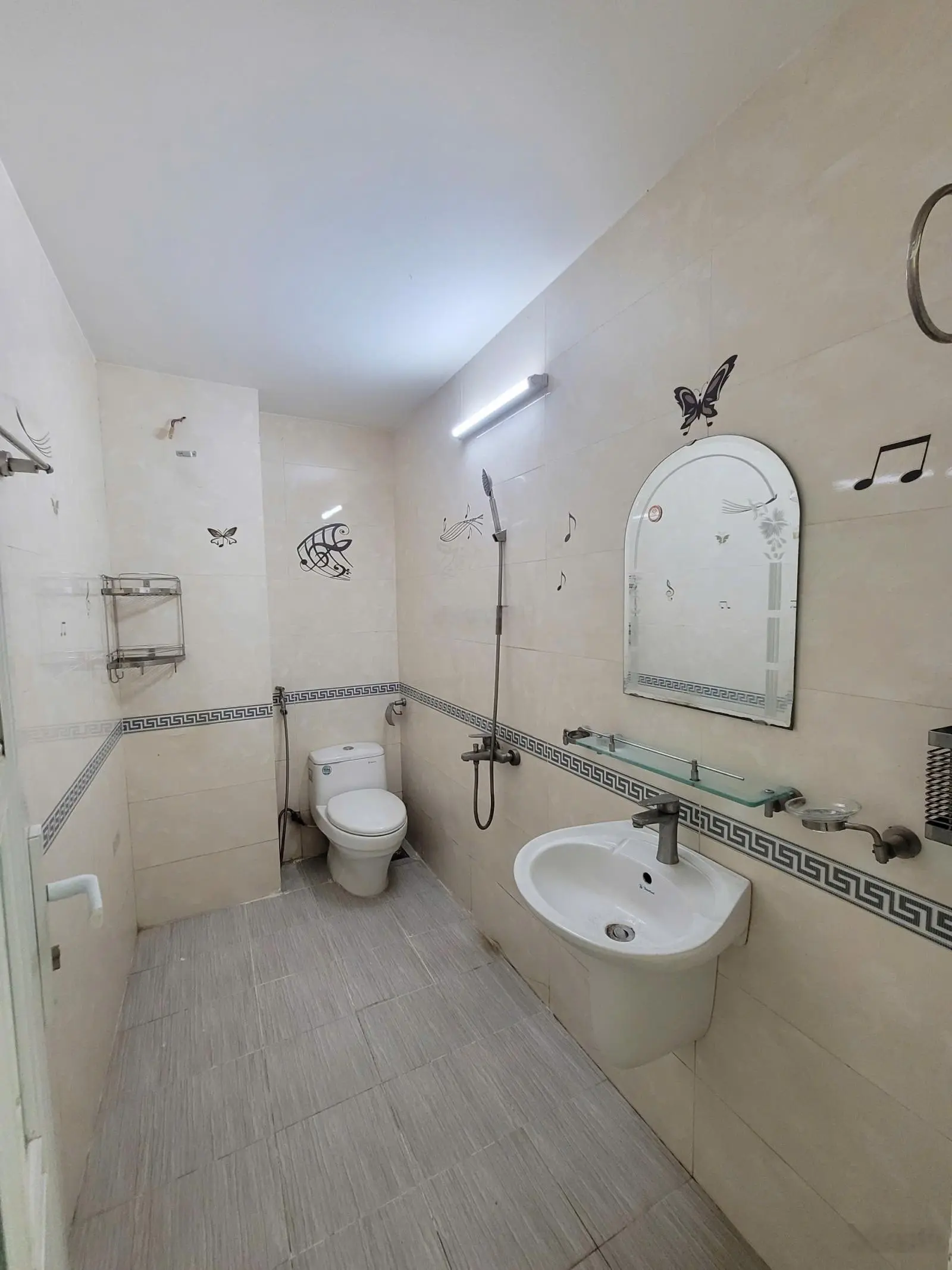 Bán nhà 1 trệt 1 lầu 71m2 3ty5 TL ngay trung tâm Dĩ An, cách đường Ngô Thị Nhậm 100m p. Dĩ An
