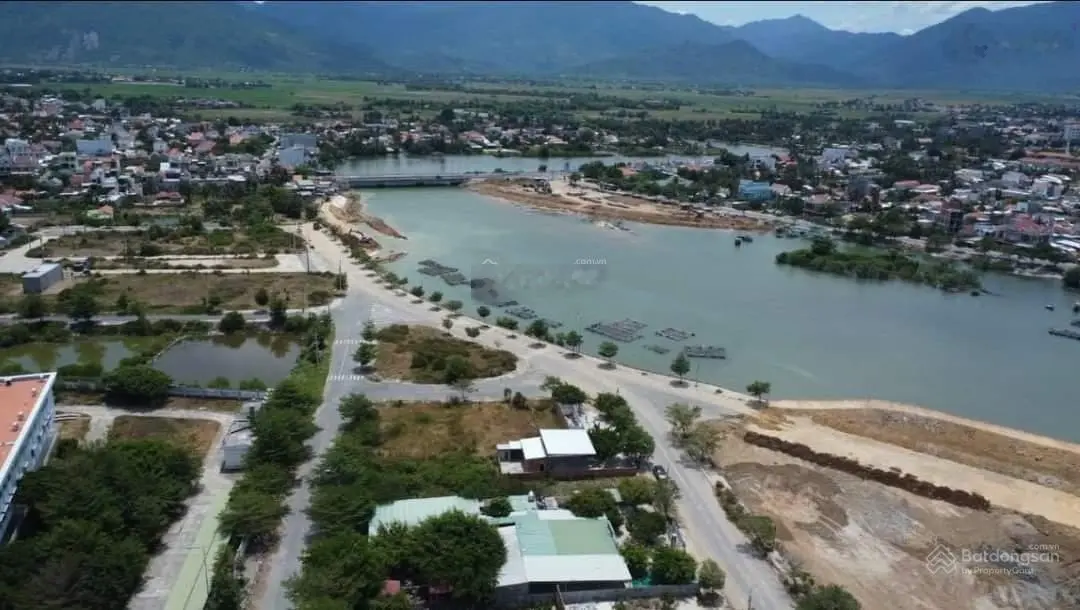 Cần Bán 2 lô TĐC liền kề view sông, sát biển tại thị trấn Vạn Giã, Huyện Vạn Ninh, tỉnh khánh hoà