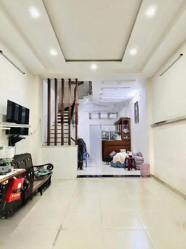 5 tỷ 25 - nhà 4 tầng - 64m2 -Hoàn Công - Đình Phong Phú, TNP B, Quận 9