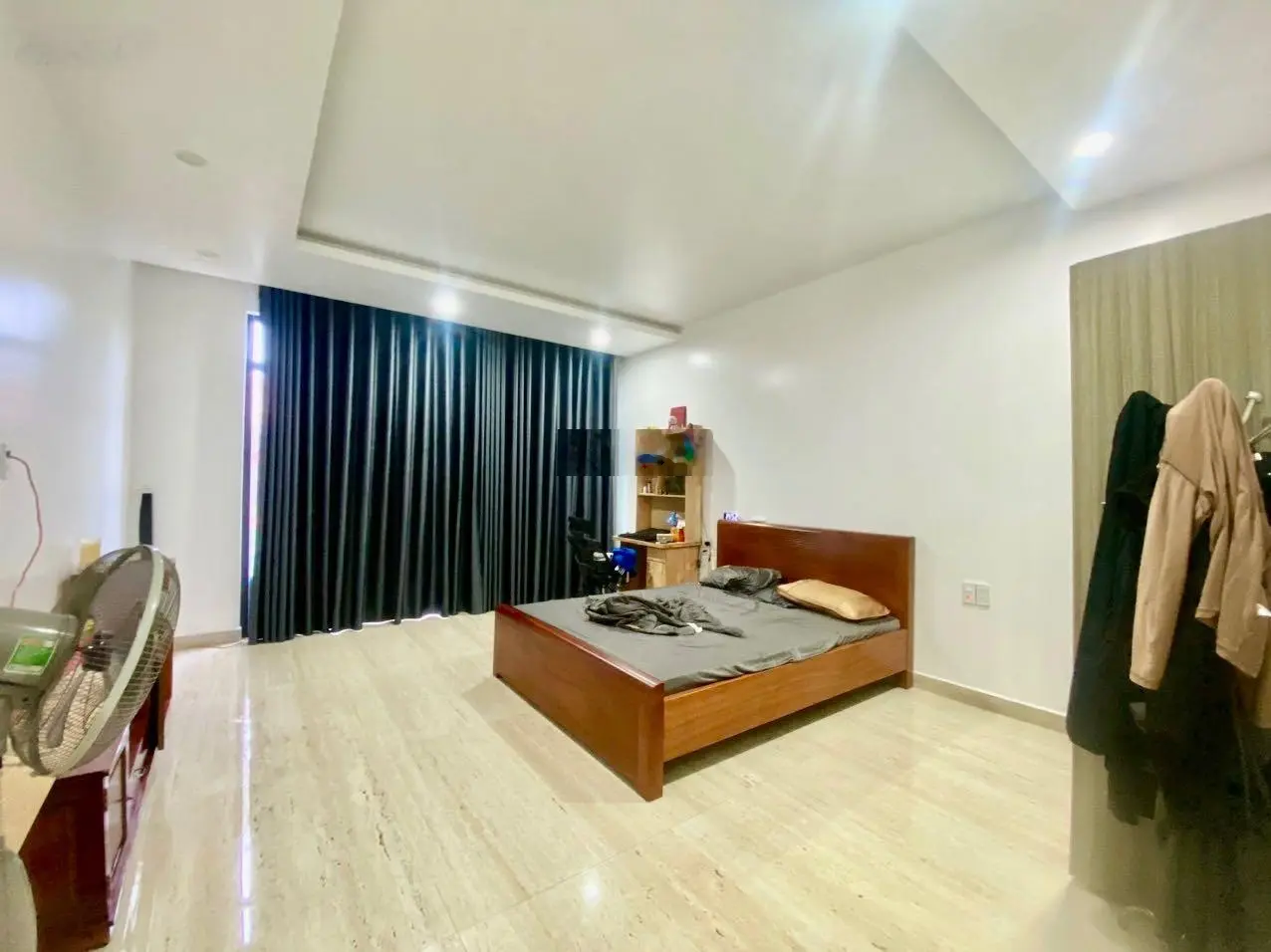 Nhà đẹp dt75m dân xây độc lập đường 2 oto tránh nhau cần bán gấp