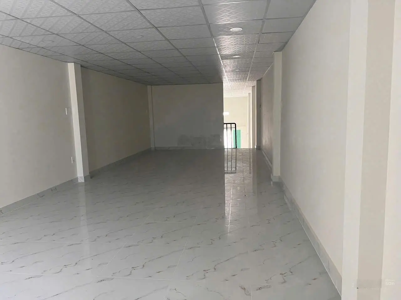 BÁN NHÀ Ở BÌNH TÂN 4M X 30M CHỈ 68TR/ M2