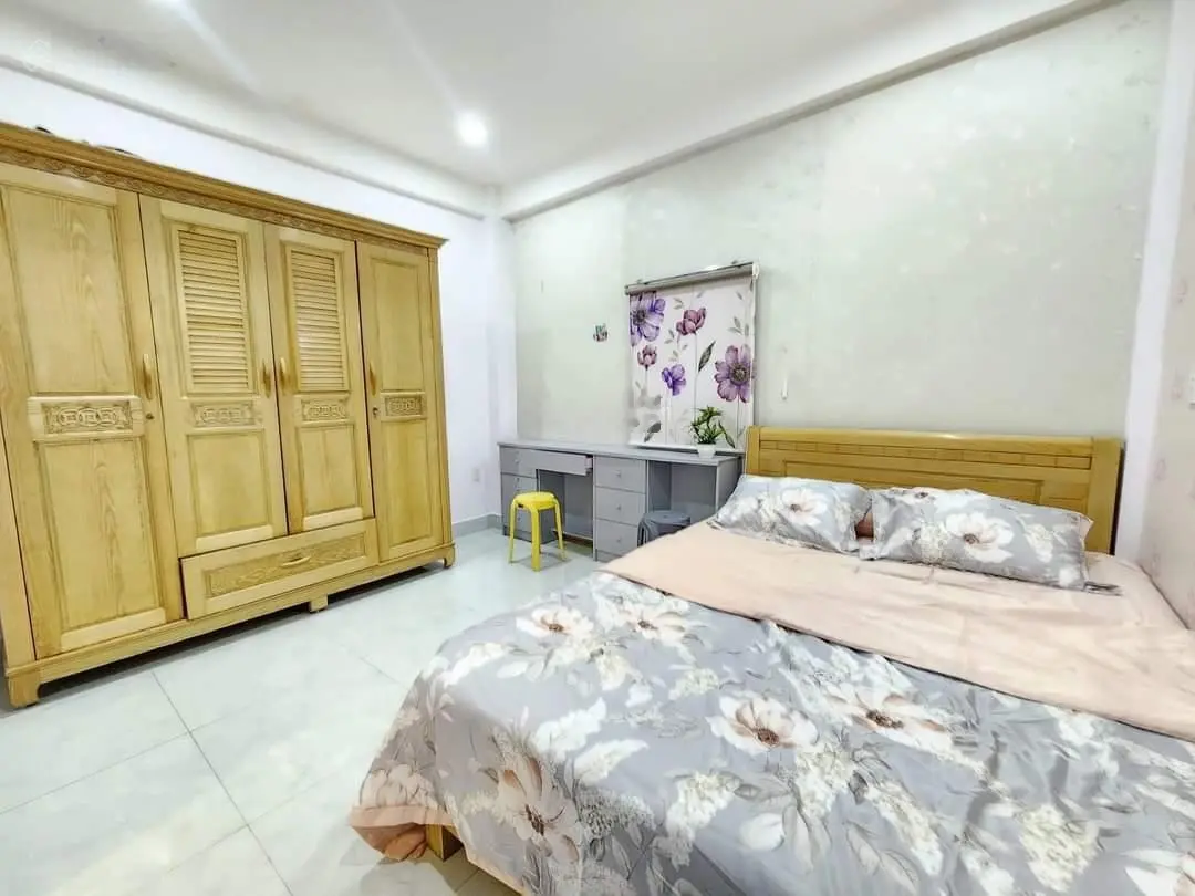 Giảm 1 tỷ! Bán nhà 4 tầng 72m2 Hồ Xuân Hương, P.14, Bình Thạnh - 3tỷ270 sát mặt tiền 10m. Thuê 37tr