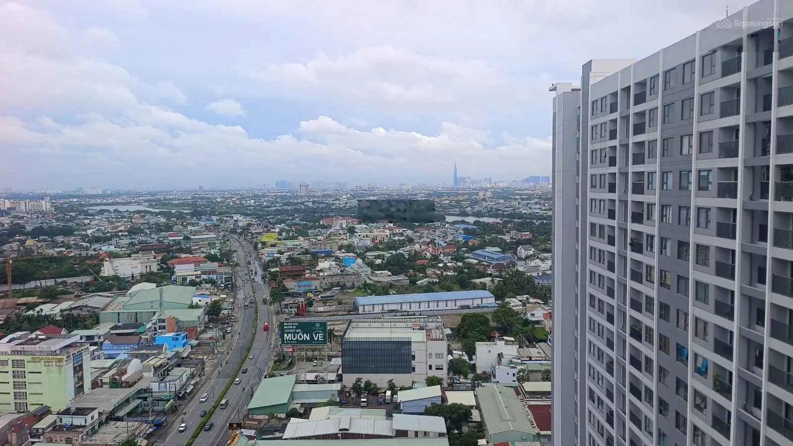 Khách của em Lượng kẹt bank cần bán lỗ căn 2PN view Landmark 2,23 tỷ tầng thấp ở Rivana 0907 600 ***