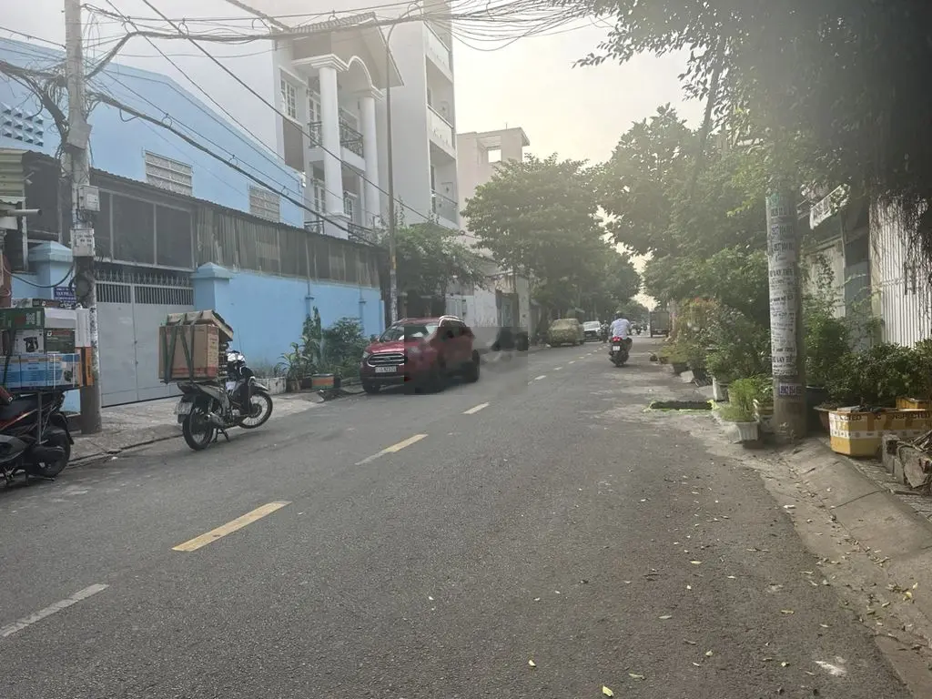 MT Trần Quang Quá , 6x21.5 trệt lầu đúc đường 12m